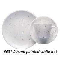 CARRÉ Teller flach 13,0 cm hand painted white dot